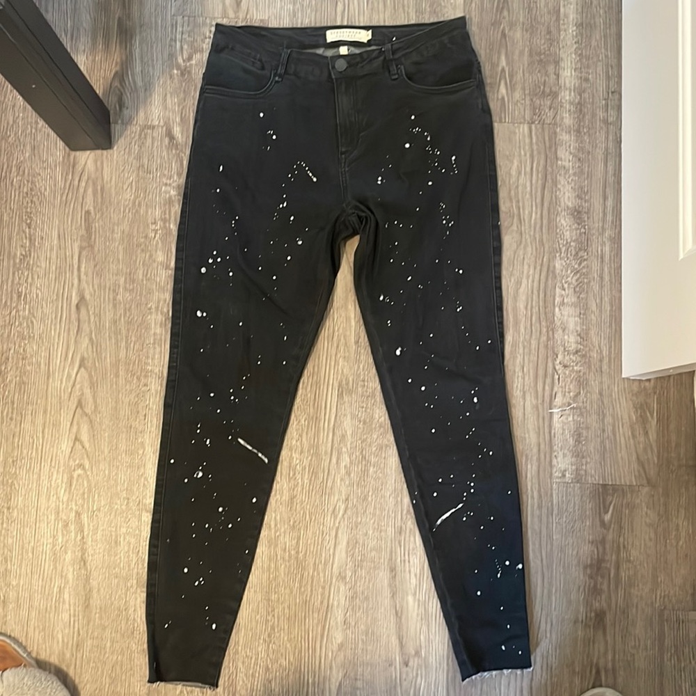 Jeans with white dot